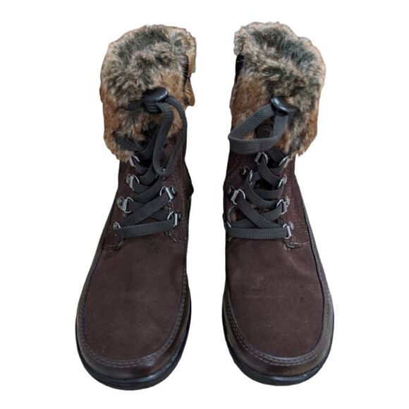 Clarks Women's Brown Suede Faux Fur Ankle Boots Size 6M NWOT - Picture 2 of 12